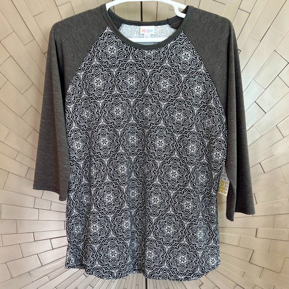 NWT LuLaRoe Randy Black White Gray 3/4 Sleeve Geometric Top Tee T-Shirt 3X NEW - Picture 1 of 7